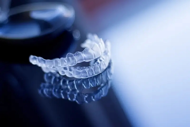 Nakładki ortodontyczne Invisalign