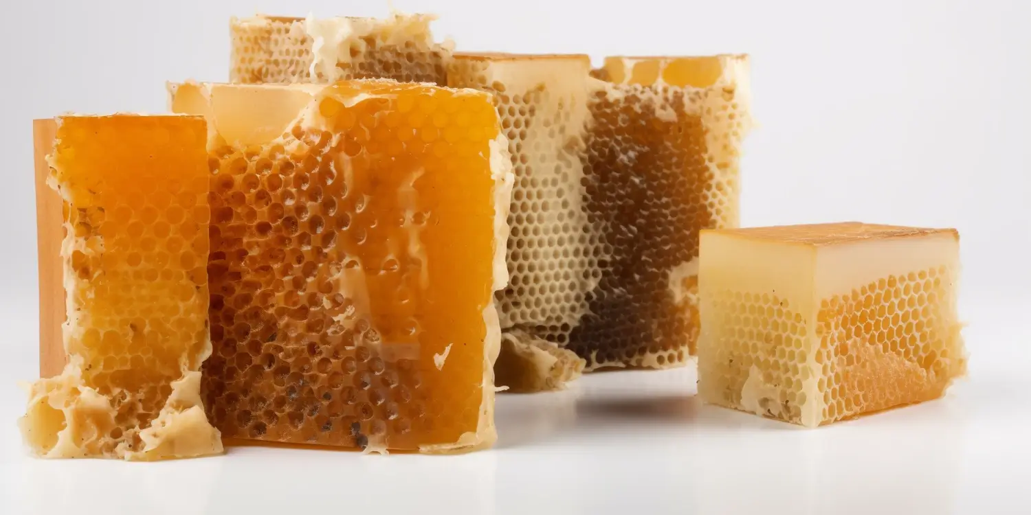 Miód lipowy jak wygląda?